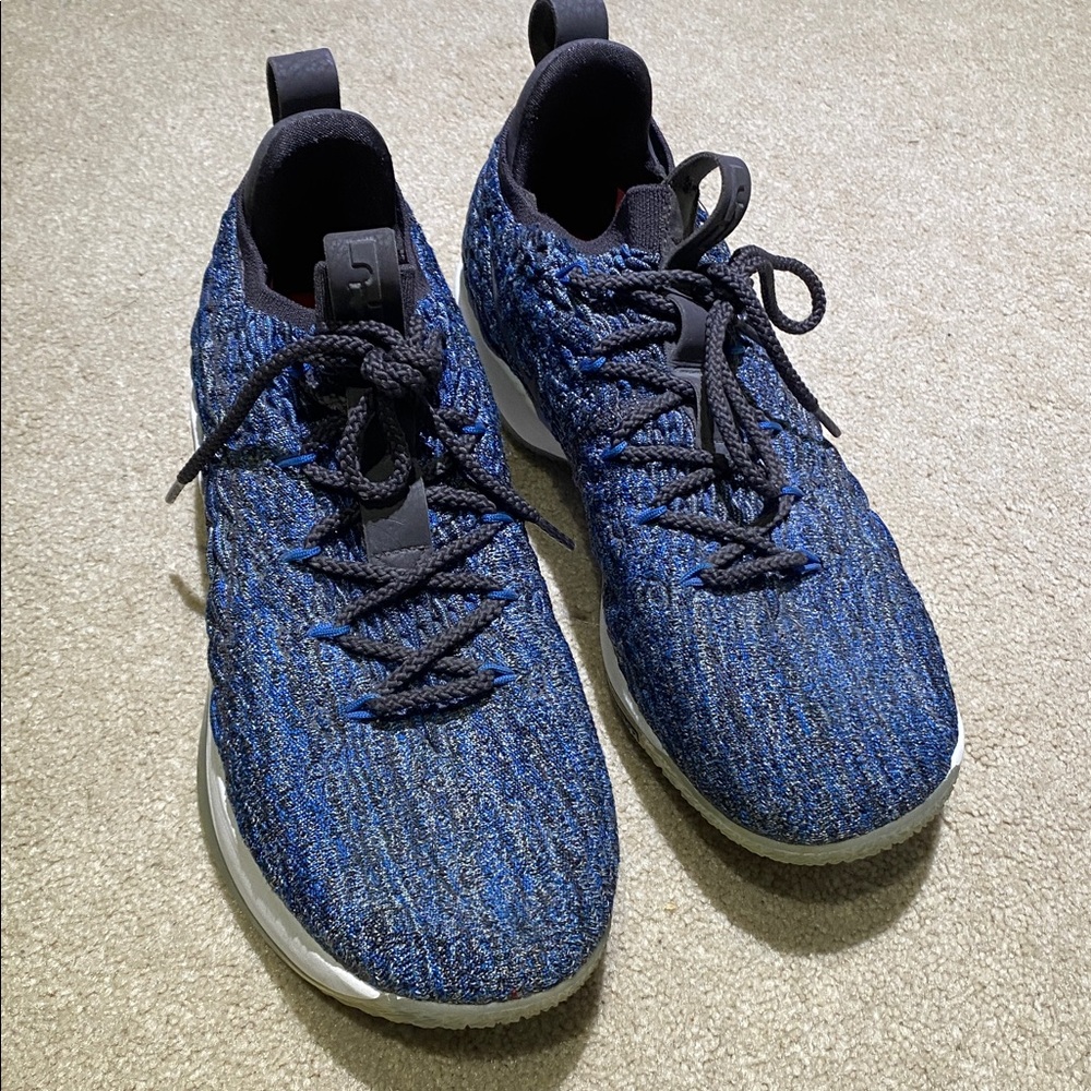 Nike LeBron 15low Blue basketball Sneakers
